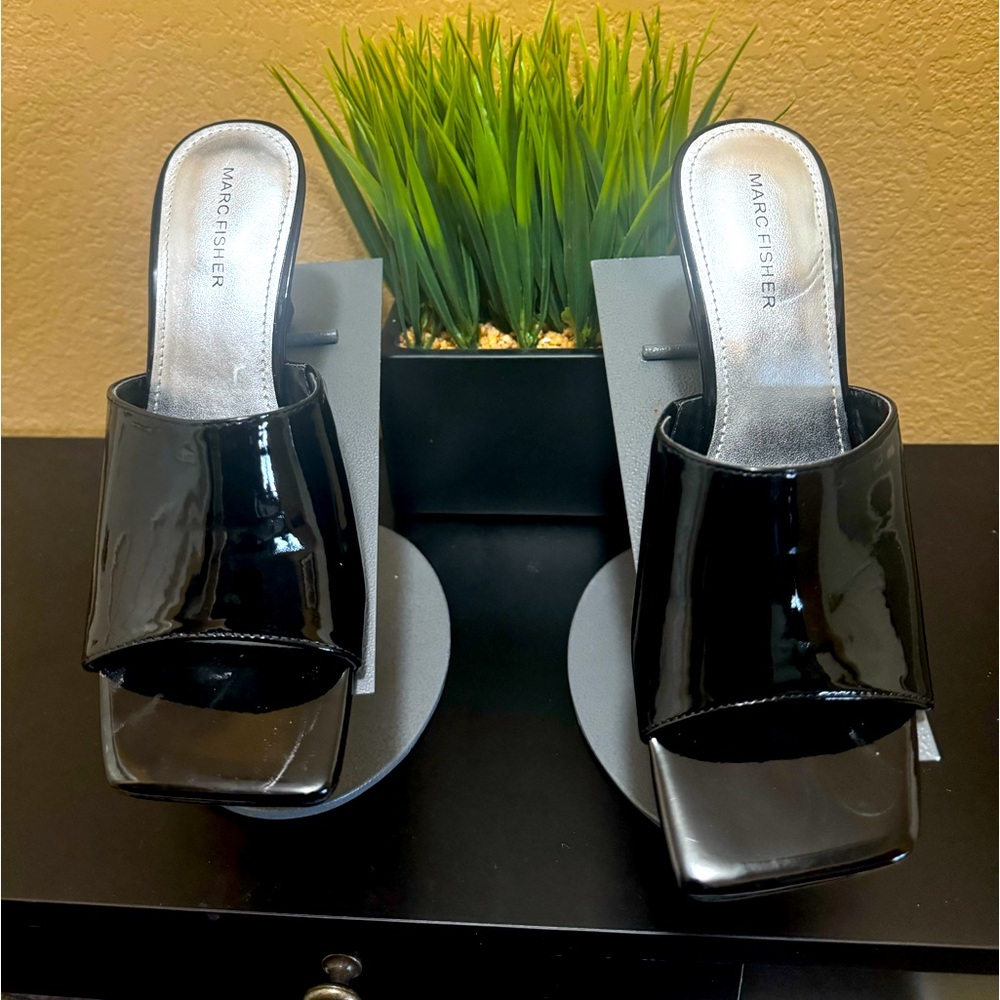Marc Fisher Black Patent Leather Wedge Heel Mules Size 8.5